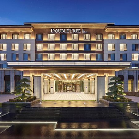 Doubletree By Hilton Beijing Badaling Hotel Yanqing ภายนอก รูปภาพ