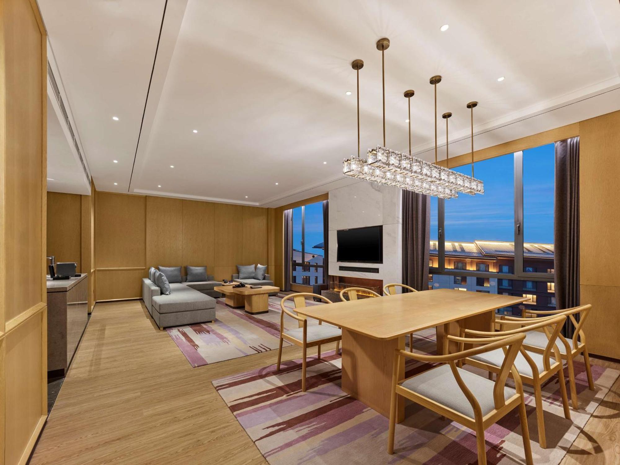 Doubletree By Hilton Beijing Badaling Hotel Yanqing ภายนอก รูปภาพ