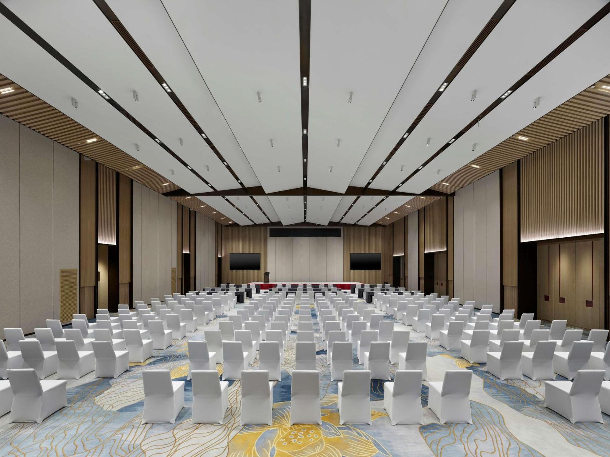 Doubletree By Hilton Beijing Badaling Hotel Yanqing ภายนอก รูปภาพ