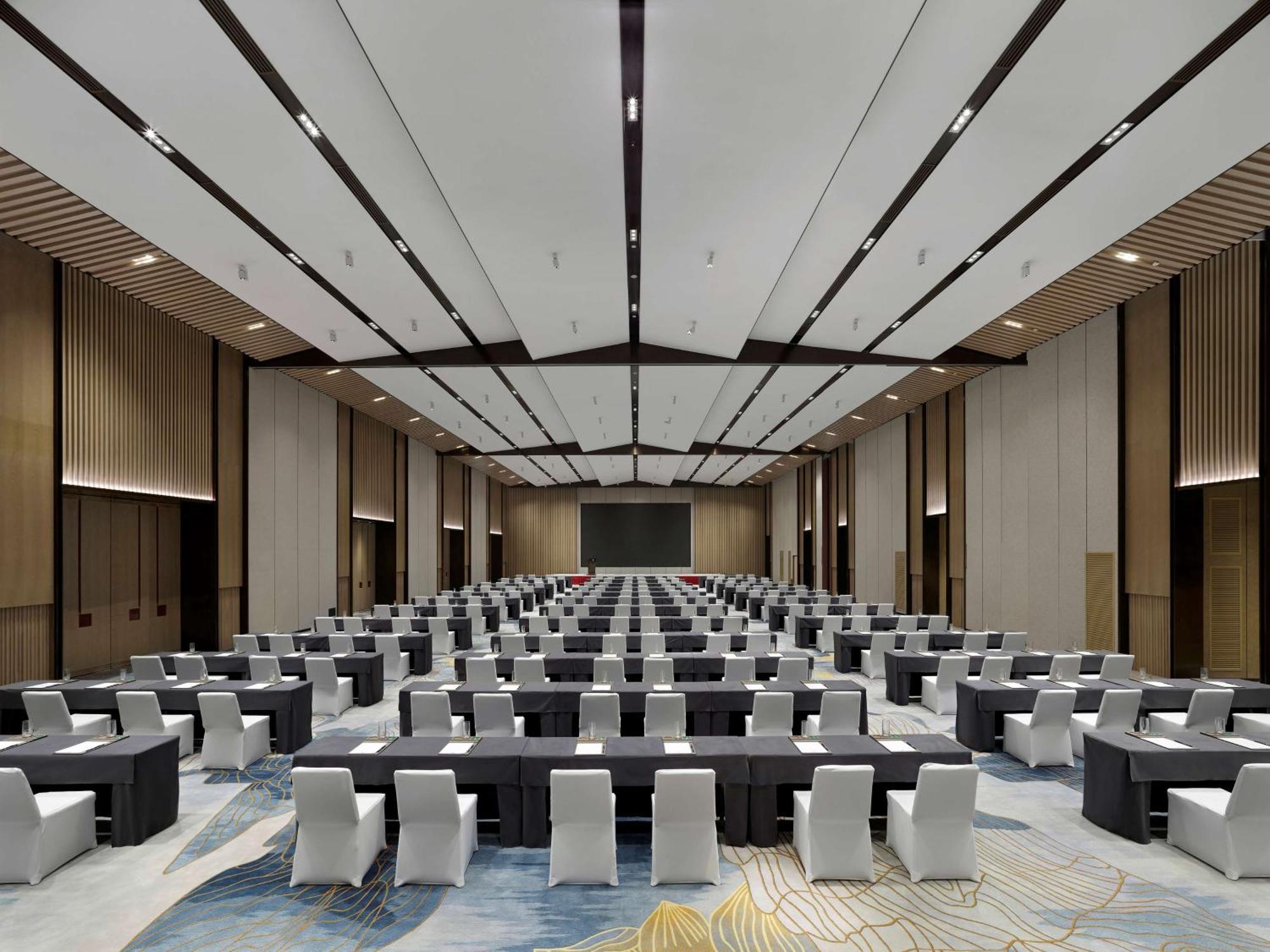 Doubletree By Hilton Beijing Badaling Hotel Yanqing ภายนอก รูปภาพ