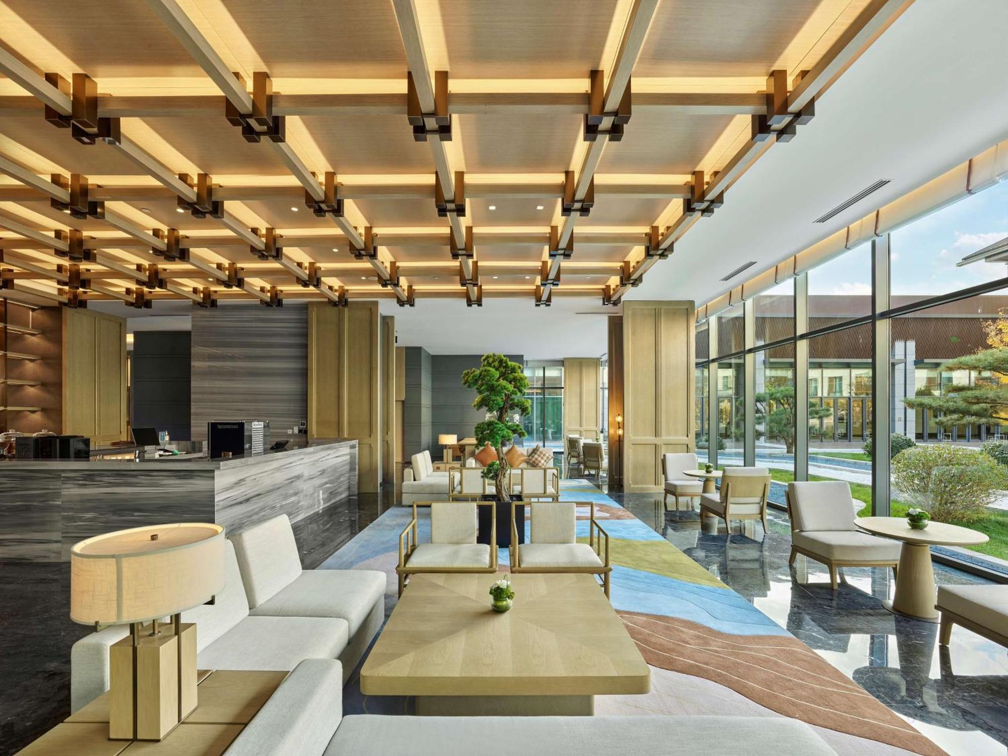 Doubletree By Hilton Beijing Badaling Hotel Yanqing ภายนอก รูปภาพ