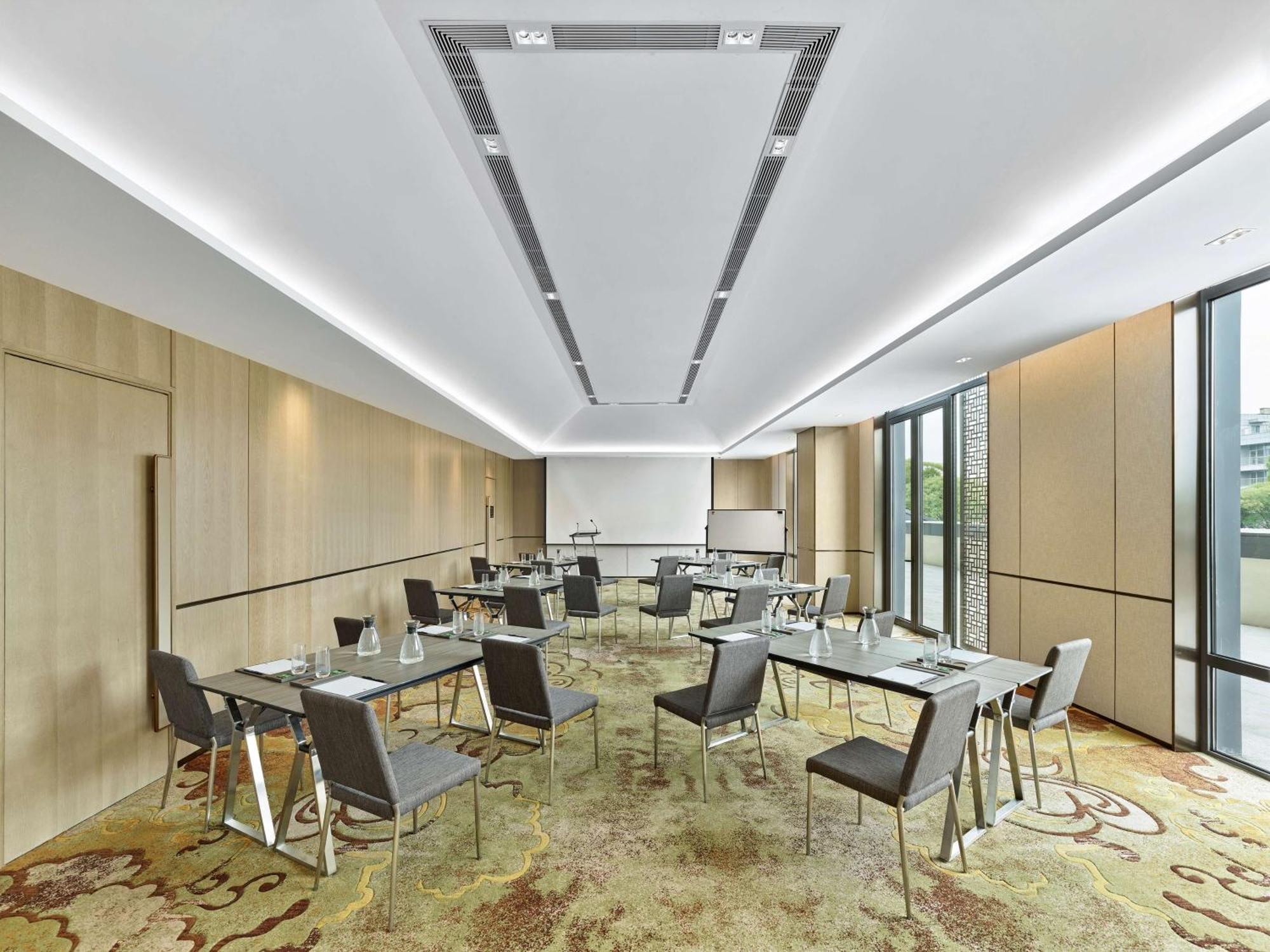 Doubletree By Hilton Beijing Badaling Hotel Yanqing ภายนอก รูปภาพ